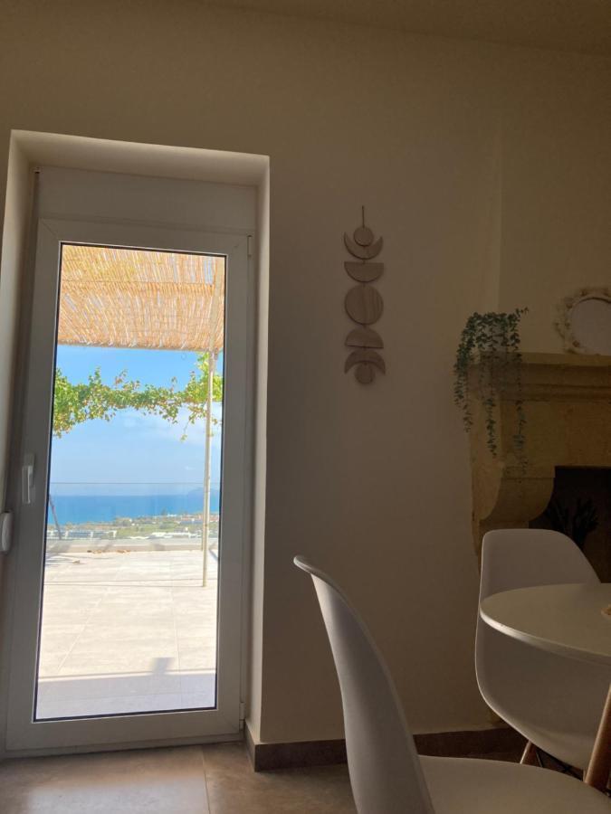 The Serene Veranda With Breathtaking Views Колимварион Экстерьер фото